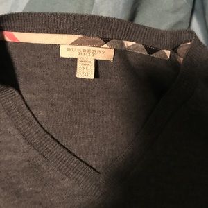 Burberry sweater